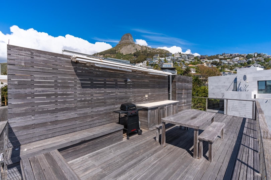 4 Bedroom Property for Sale in Bantry Bay Western Cape